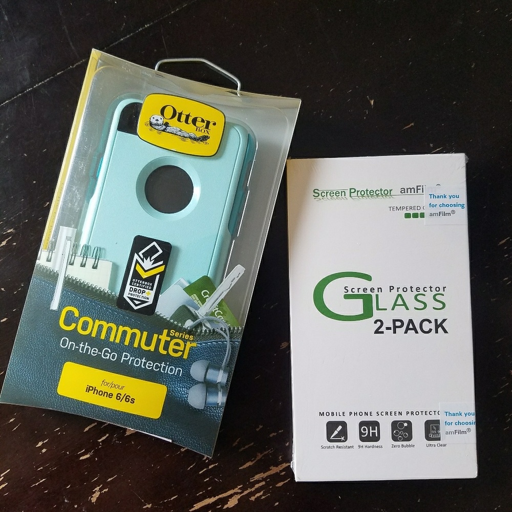 IPhone 6/6s Commuter Otterbox w/ screen protectors